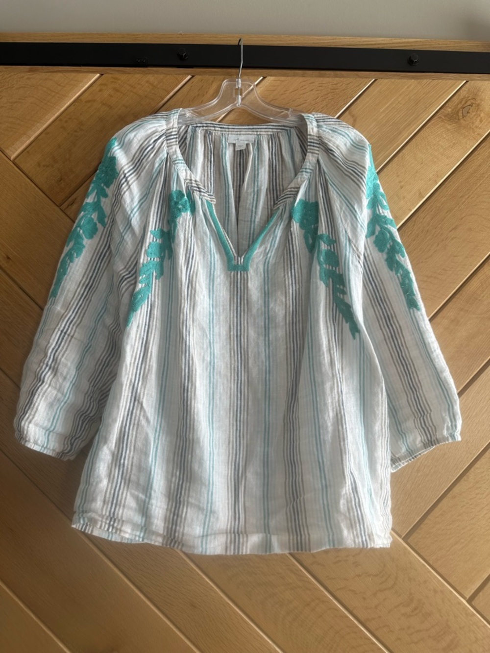 J Jill - Lightweight White & Teal Striped Embroidered Women's Top